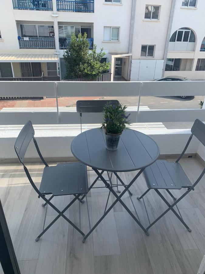 Prestige Worldwide Apartments 아이아 나파 외부 사진