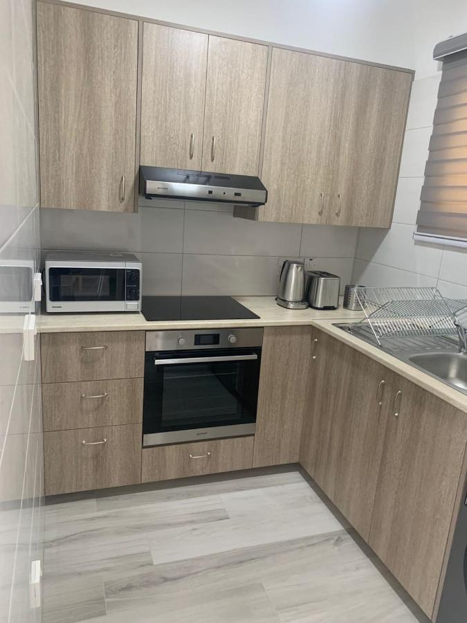 Prestige Worldwide Apartments 아이아 나파 외부 사진