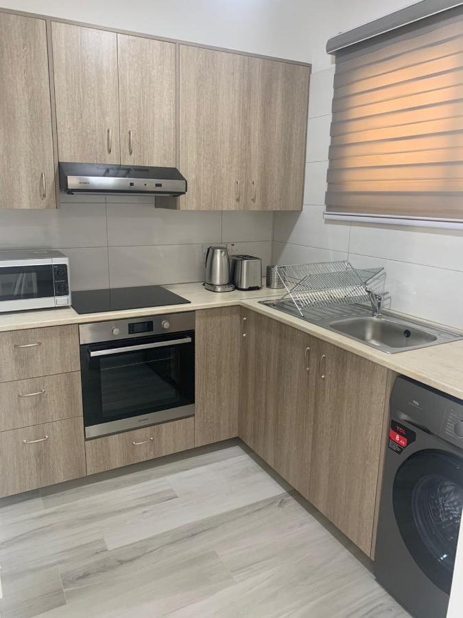 Prestige Worldwide Apartments 아이아 나파 외부 사진