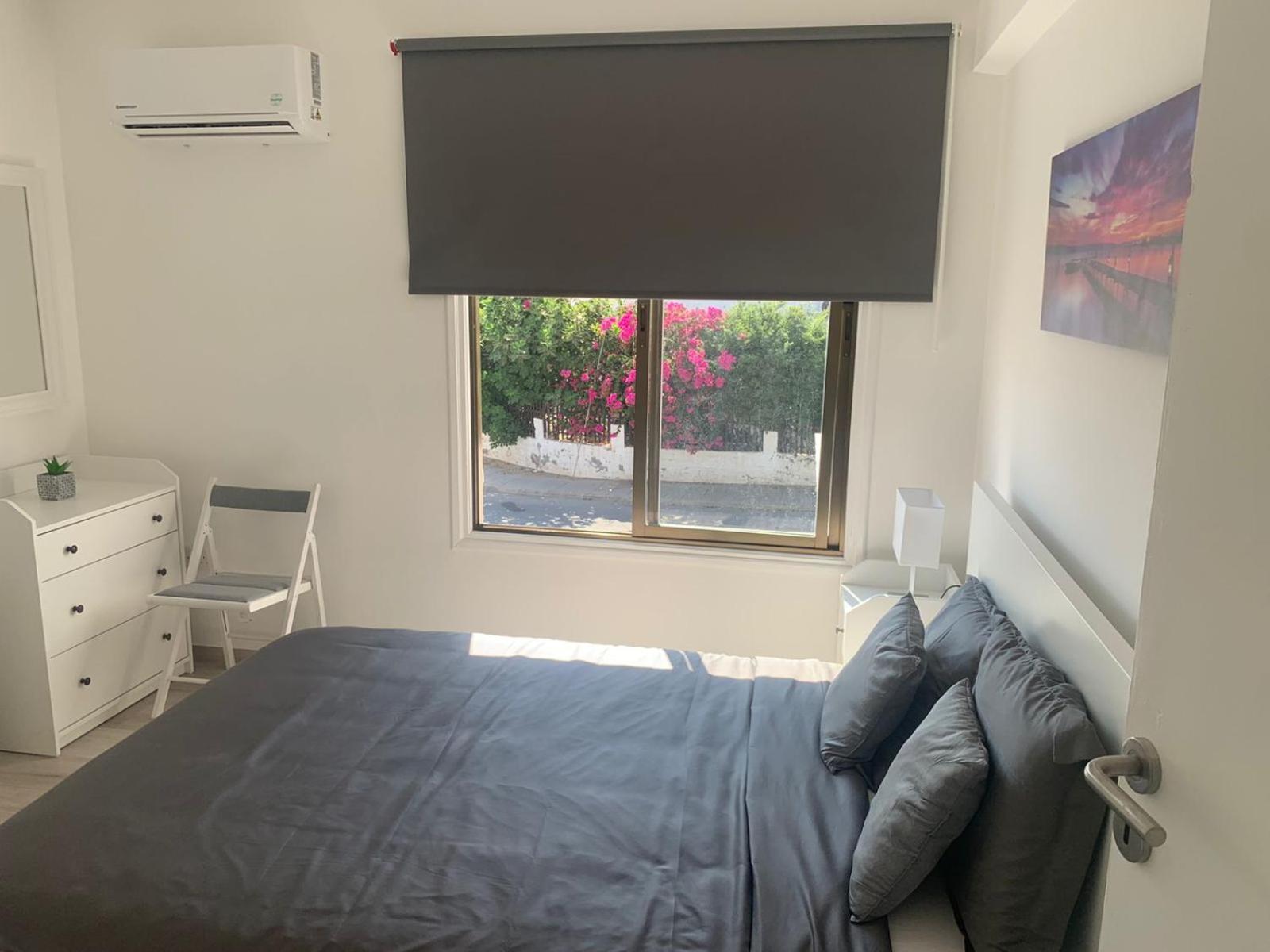 Prestige Worldwide Apartments 아이아 나파 외부 사진